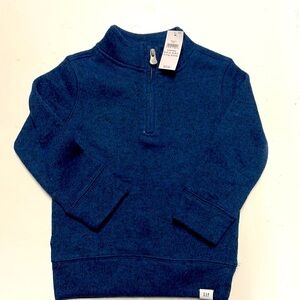 Gap sweater